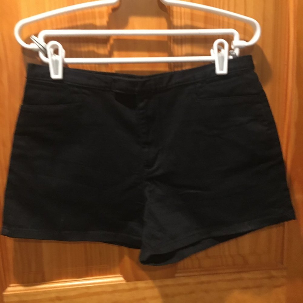 Palco Shorts - Picture 2 of 4